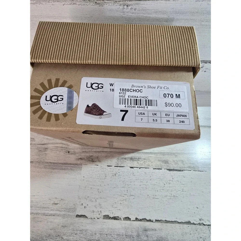 UGG‎ Australia 1888 Brown Suede Shearling Lined Low Top Sneakers Mens 7 Womens 9